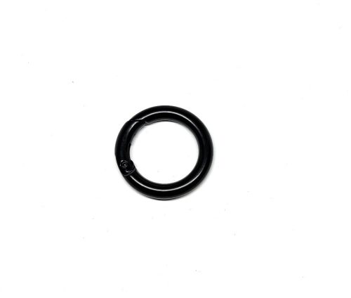 Fekete kör karabiner 26 mm
