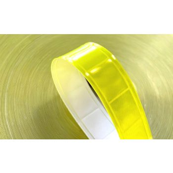 Felvarrható műanyag fényvisszaverő szalag 20 mm